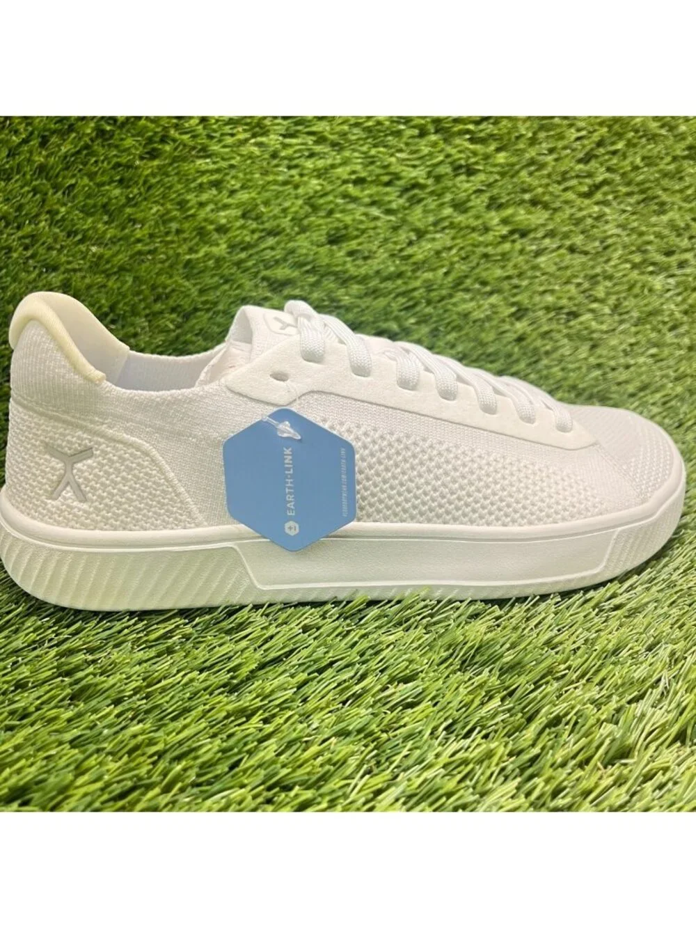 Flux Footwear Adapt Trainer White Mens Size 9 Womens 10.5 Knit Shoes Sneakers